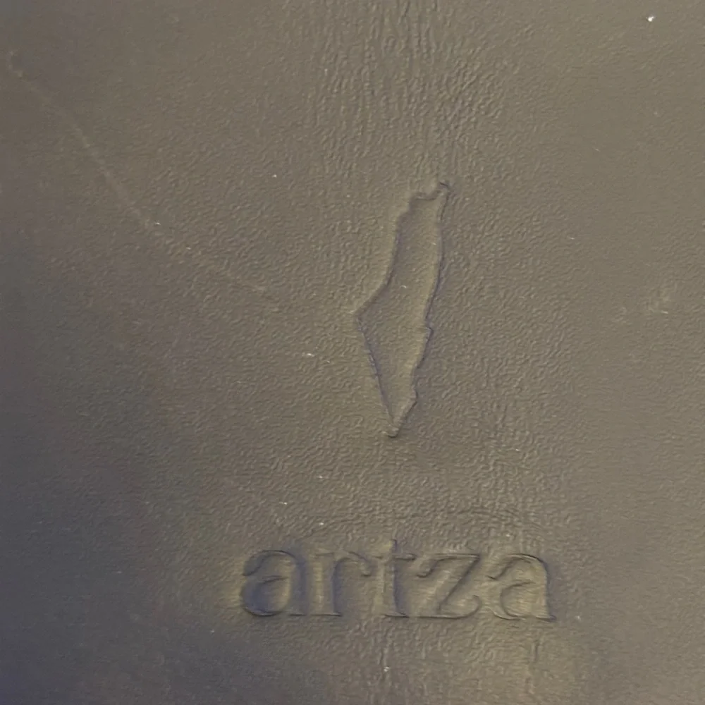 Artza Leather Wristlet